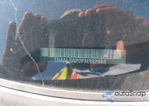 2015 Nissan Altima 2.5 S z USA, uszkodzony, nr VIN 1N4AL3AP2FN392344